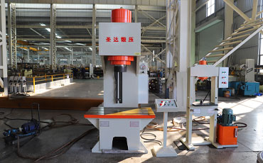 200噸單臂液壓機多少錢？