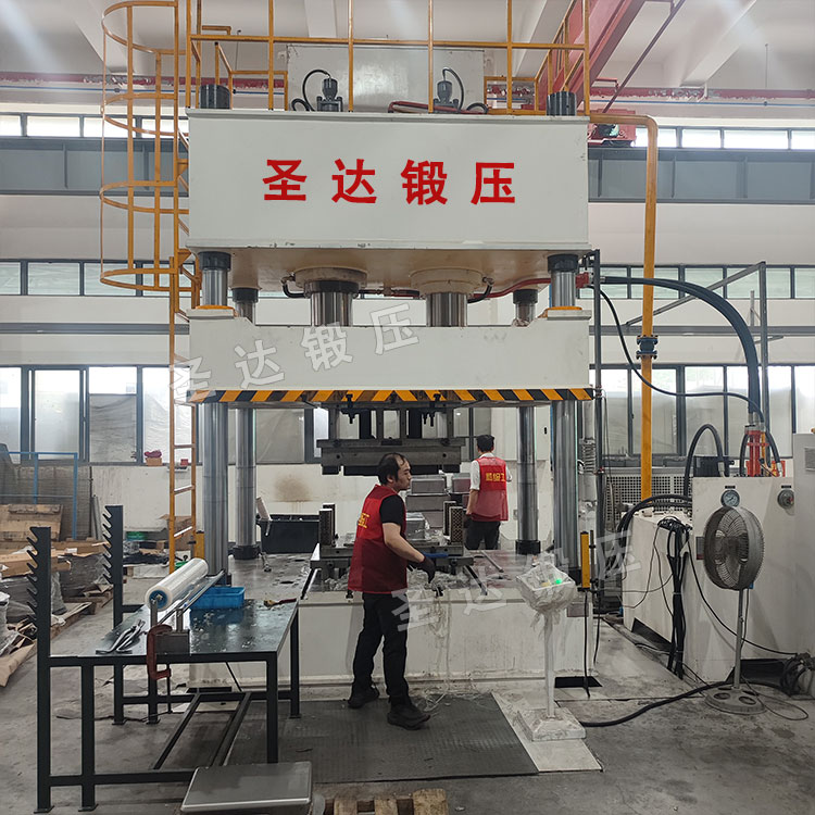 不銹鋼水槽拉伸液壓機試機